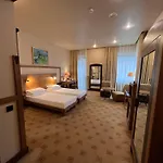 Western Santakos 4*