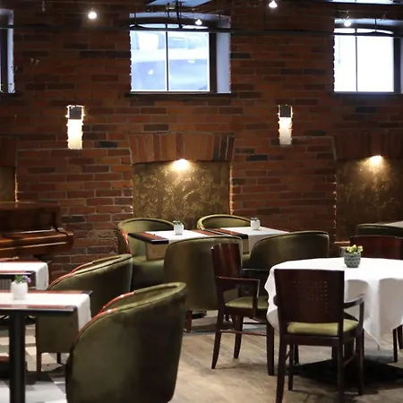 Western Santakos Hotell