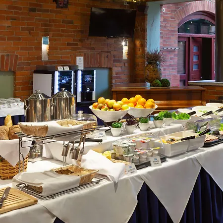 Western Santakos Hotell