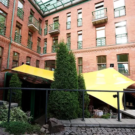 Western Santakos Hotell