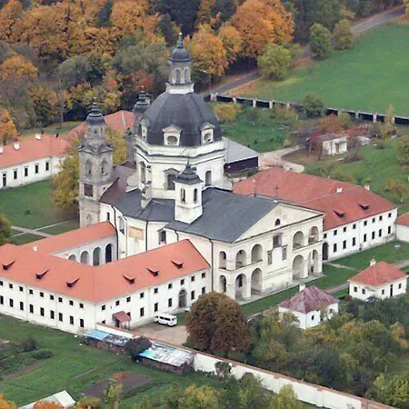 Western Santakos Hotel