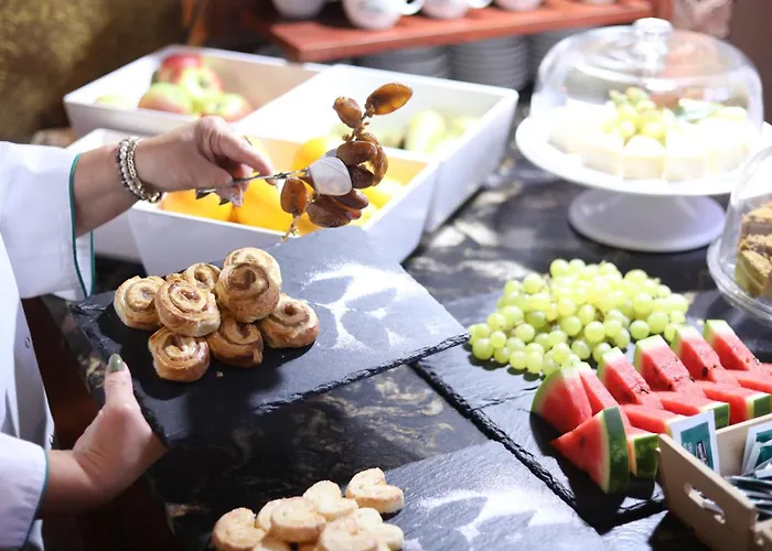 Western Santakos Hotel